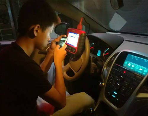 南阳配汽车钥匙